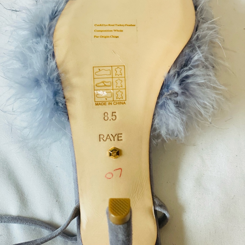 NEW Raye‎ Fara Periwinkle Lavender Feather and Suede Strappy Heels 8.5 - Picture 6 of 8